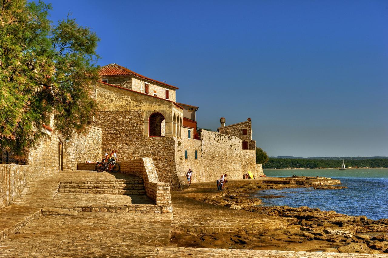 Rivalmare Beach Boutique Hotel - New! Новиград Экстерьер фото